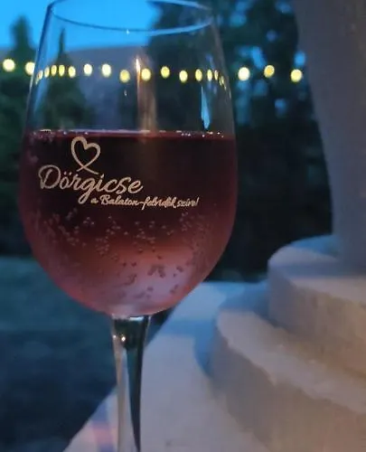 Deak Vendeghaz דירה Dörgicse